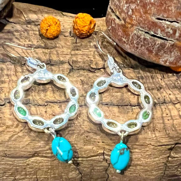 Signed MONET Hooks Earrings Green Blue Turquoise Costume Jewelry Silver tone 2” - Picture 3 of 6